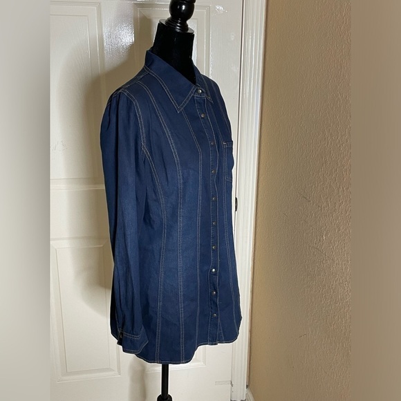 DG2 by Diane Gilman Dark Indigo Denim Shirt - Size Medium - Picture 4 of 9